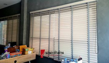 ผ้าม่านสมุทรปราการ ผ้าม่านราคาถูก ผ้าม่านคุณภาพดี ผ้าม่านพร้อมติดตั้ง ประเมินราคาฟรี นานาผ้าม่าน ผ้าม่านสวย ผ้าม่านสำเร็จรูป ติดตั้งผ้าม่าน
